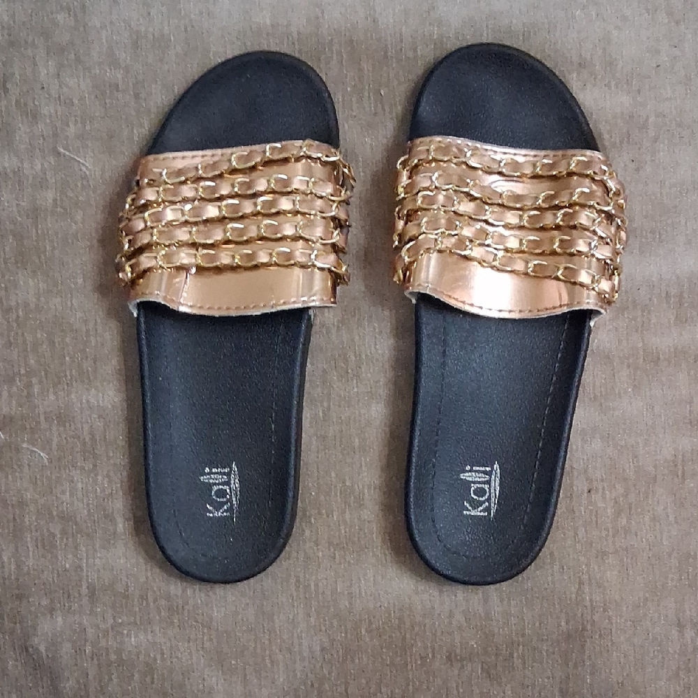 Kali Metallic Chain Embellished Slides